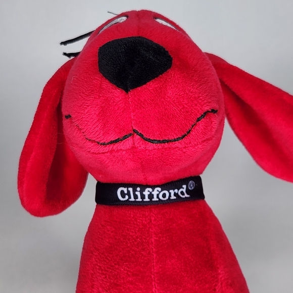 Clifford The Big Red Dog Plush - Picture 2 of 3